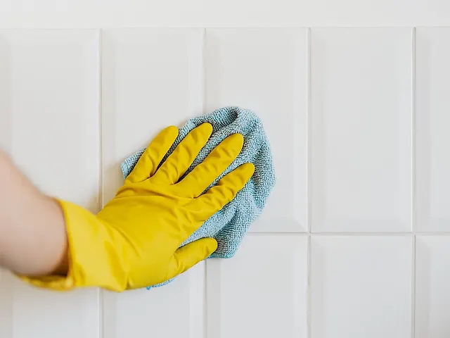 Deep Clean vs. General Clean: Which One Does Your Space Actually Need?